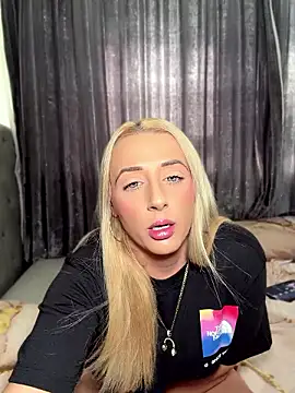 Strongqueen online show from 07.29.26