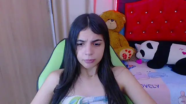 Snapshot of _elenna chatting on 02.02.25 elenna online show from 02.02.25