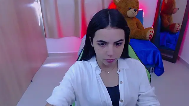 Snapshot of _elenna chatting on 02.08.25 elenna online show from 02.08.25