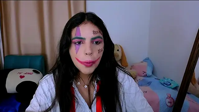 Snapshot of _elenna chatting on 10.07.25  elenna online show from 10.07.25