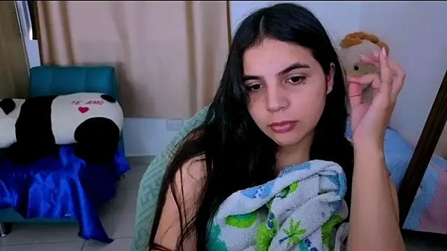 Snapshot of _elenna chatting on 10.10.25  elenna online show from 10.10.25