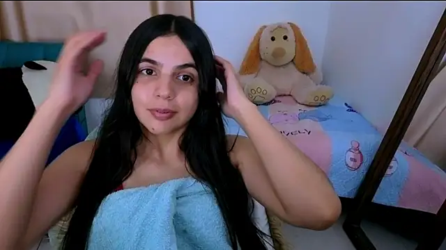 Snapshot of _elenna chatting on 10.12.25  elenna online show from 10.12.25