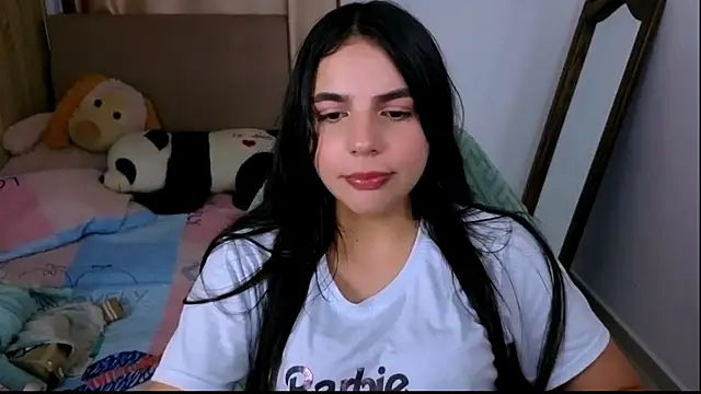 Snapshot of _elenna chatting on 10.30.25  elenna online show from 10.30.25