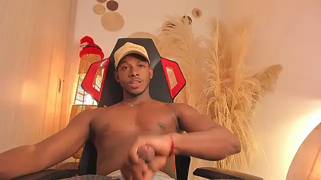 Snapshot of Baby_smith chatting on 12.14.25 Baby smith online show from 12.14.25