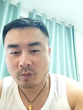 Snapshot of guozuo chatting on 09.13.25 guozuo online show from 09.13.25