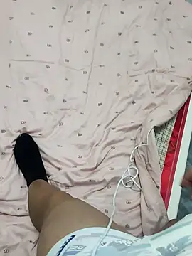 Snapshot of guozuo chatting on 10.03.25 guozuo online show from 10.03.25