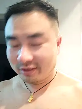 Snapshot of guozuo chatting on 10.20.25 guozuo online show from 10.20.25