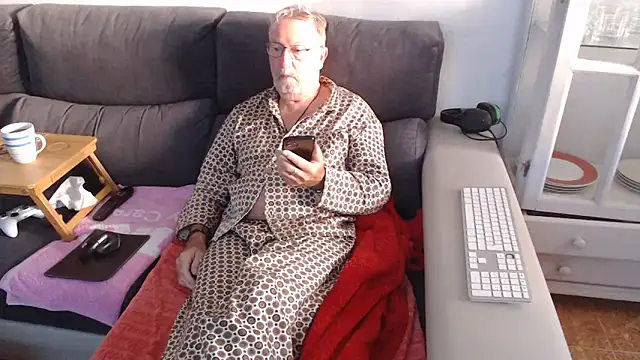 Nudelschwanz online show from 12.15.24