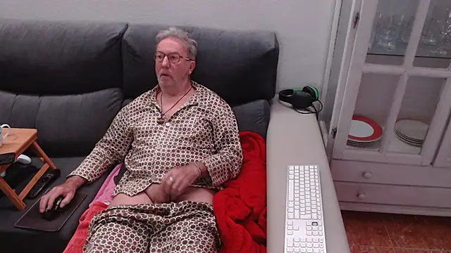 Nudelschwanz online show from 02.18.25