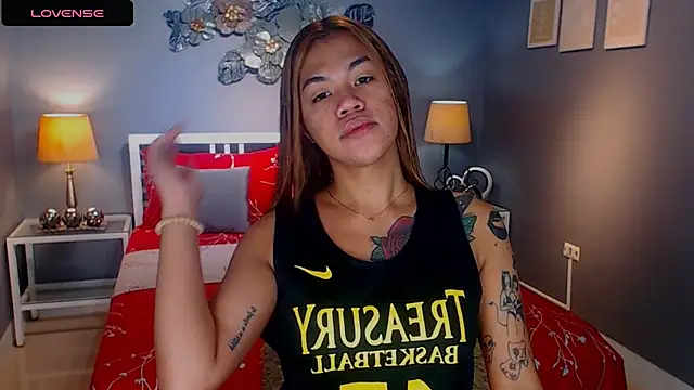 StellaStrong30 online show from 01.19.25