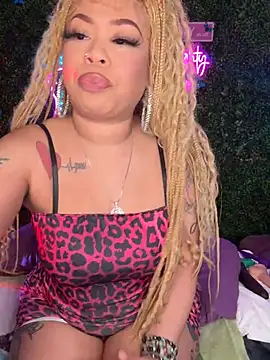 ThickAssRena online show from 05.16.26