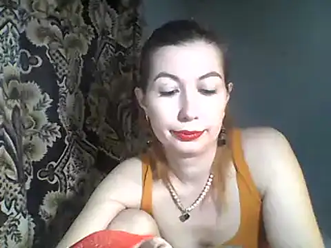 Snapshot of Olesja chatting on 03.11.25 Olesja online show from 03.11.25