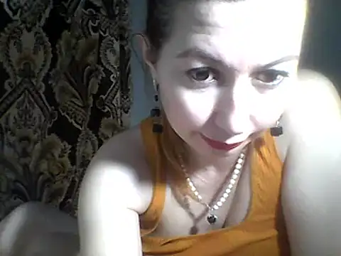 Snapshot of Olesja chatting on 03.15.25 Olesja online show from 03.15.25
