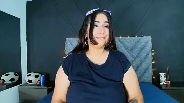 emmajohnss online show from 01.24.25