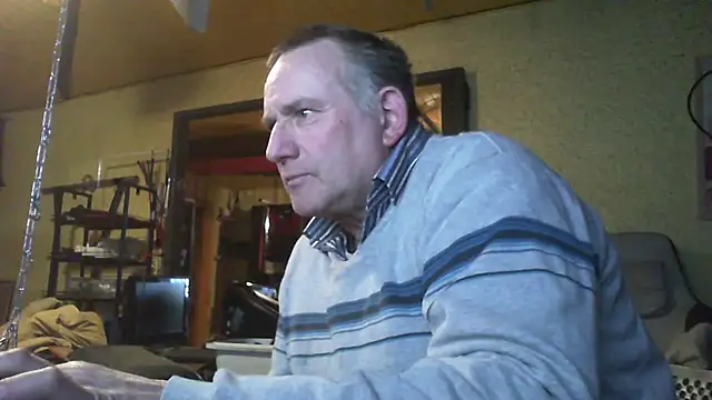 Snapshot of jeanlulu chatting on 01.15.25 jeanlulu online show from 01.15.25