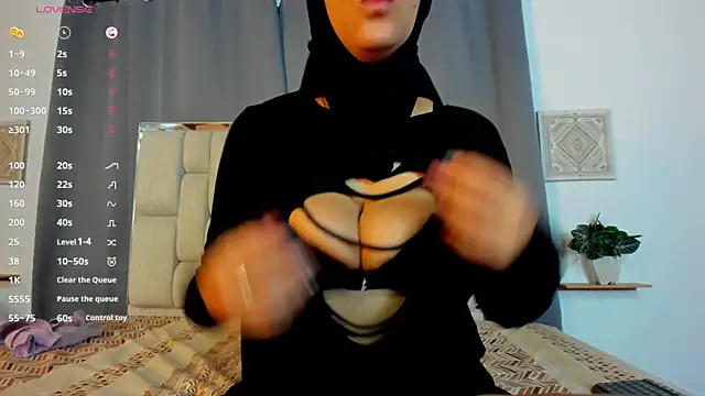 Dounia nagi online show from 12.15.25