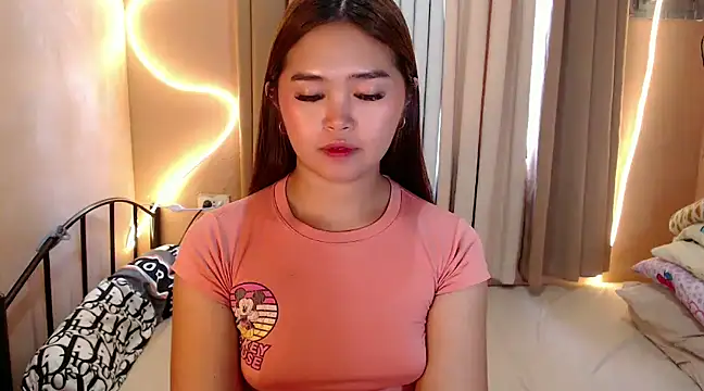 Snapshot of Itsme_claire chatting on 02.07.25 Itsme claire online show from 02.07.25