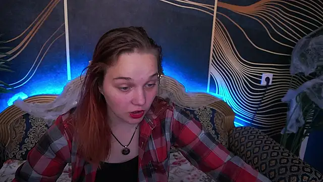 Snapshot of SunShineLolaa chatting on 10.23.25 SunShineLolaa online show from 10.23.25