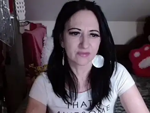 DebraMilf online show from 03.14.25