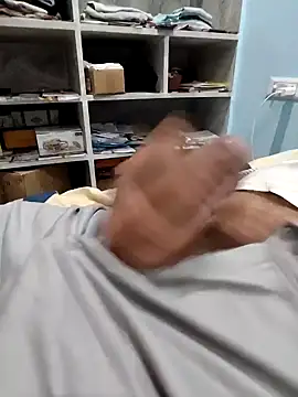 Amandev7 online show from 10.12.25