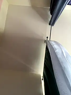 SuzieWanKenobi online show from 09.14.25