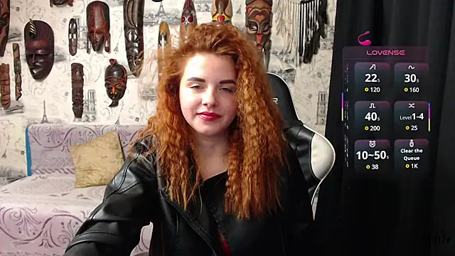 CrazyLaGirl online show from 02.16.25