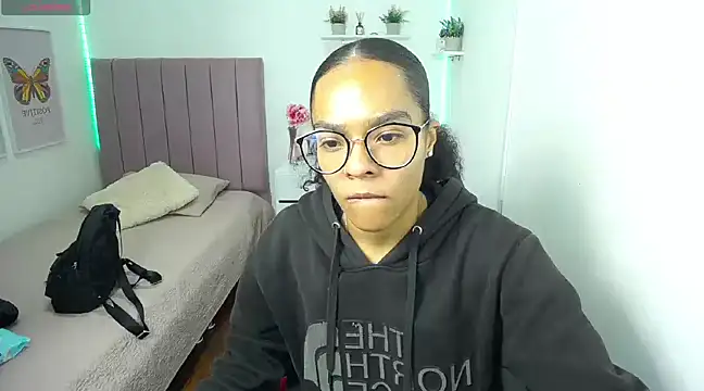 Snapshot of Nina_lovee_ chatting on 03.13.25 Nina lovee online show from 03.13.25