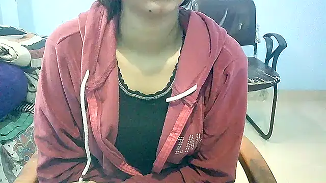 lovelydesi21 online show from 12.02.24