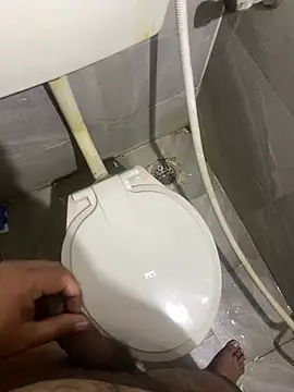 Snapshot of Rahuldhe22 chatting on 01.16.25 Rahuldhe22 online show from 01.16.25