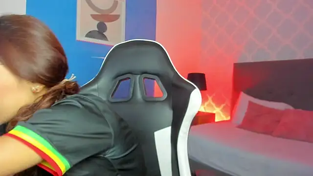 cora 22 online show from 09.27.25