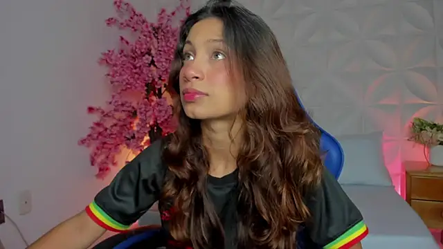 cora 22 online show from 04.08.26