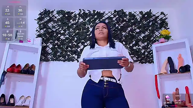 louise nails online show from 03.15.26