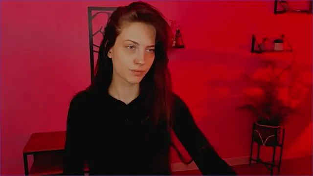 EmilyWilden online show from 12.24.24