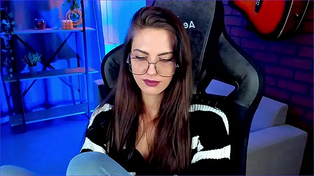 EmilyWilden online show from 12.29.24