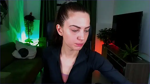 EmilyWilden online show from 01.04.25