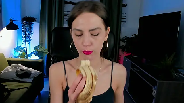 EmilyWilden online show from 03.17.25