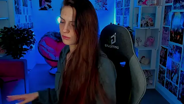 EmilyWilden online show from 03.18.25