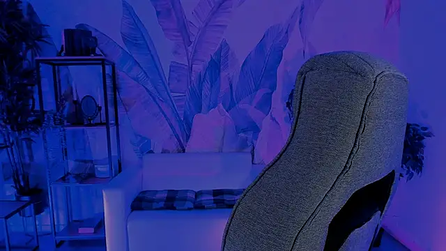 EmilyWilden online show from 10.11.25