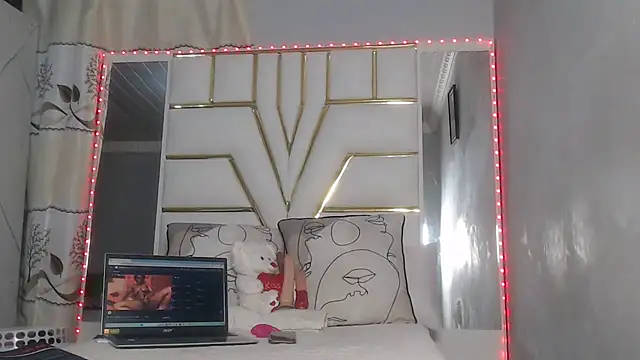 SexyyNana online show from 01.15.25