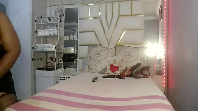 SexyyNana online show from 02.27.26