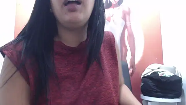 Laura hottt online show from 10.29.25