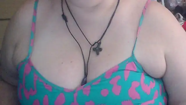 Snapshot of mayasmith chatting on 11.01.25 mayasmith online show from 11.01.25