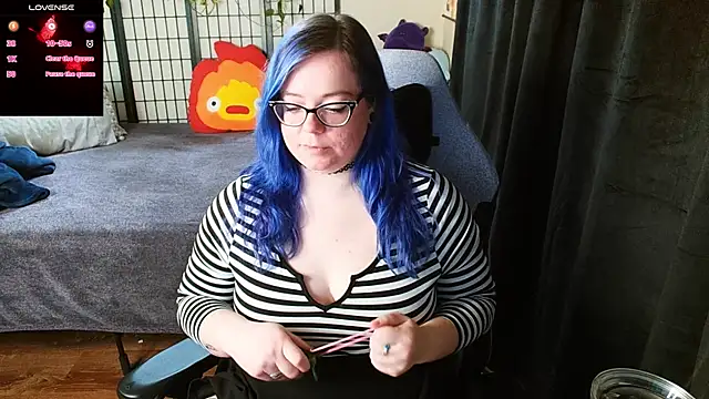 Snapshot of KiraSpitQueen chatting on 02.02.25 KiraSpitQueen online show from 02.02.25