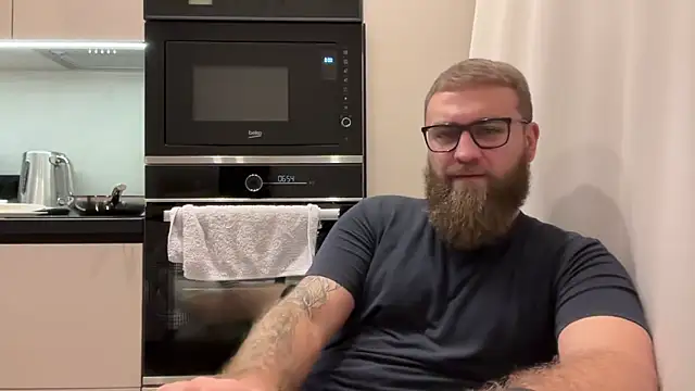 Bear bear  online show from 11.23.25