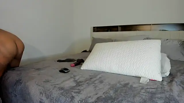 Snapshot of victoriachicas chatting on 03.12.25 victoriachicas online show from 03.12.25