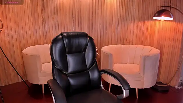 JuanitaClay online show from 02.14.25