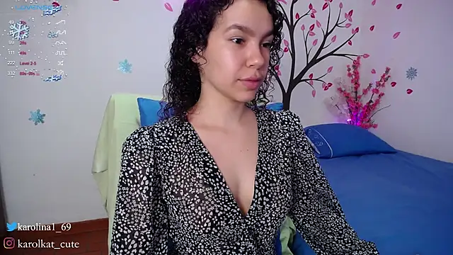 Karolina 1 online show from 12.16.24
