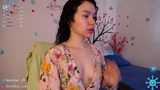 Karolina 1 online show from 12.20.24