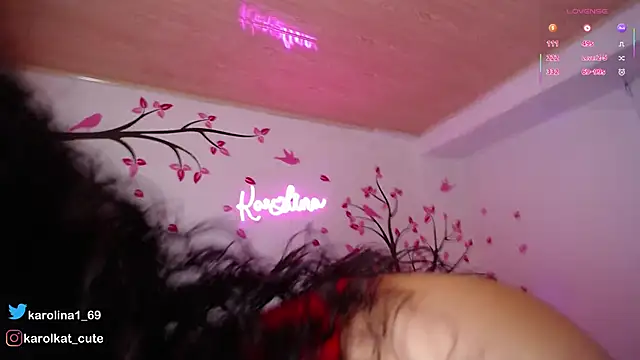 Karolina 1 online show from 11.14.25