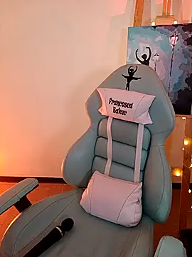 francesca baker1007 online show from 10.18.25